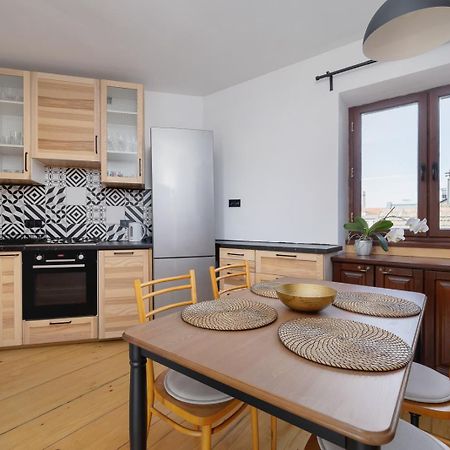 3 Bedroom Apartment-Aleja Daszynskiego- Grzegorzki Krakow Luaran gambar
